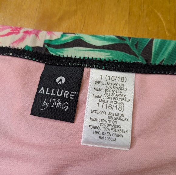 2/$25-Allure Retro Ruched Color Block Bikini Bottoms Size 16/18 - Picture 5 of 5